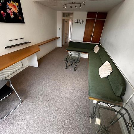 Two-Bedroom Flat Close To Uni & Shopping Center With Free Parking Coventry Kültér fotó