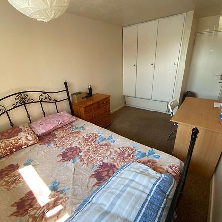 Two-Bedroom Flat Close To Uni & Shopping Center With Free Parking Coventry Kültér fotó